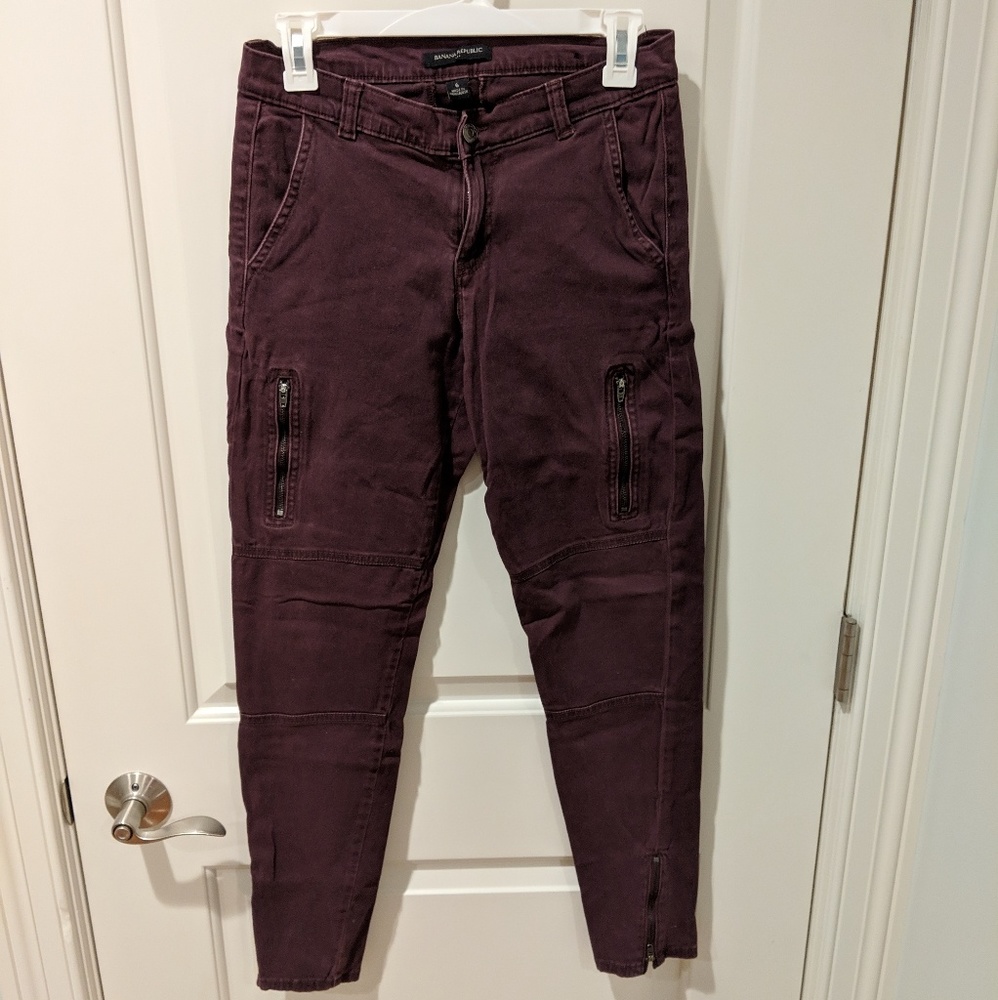 Banana republic purple jeans with zipper detail